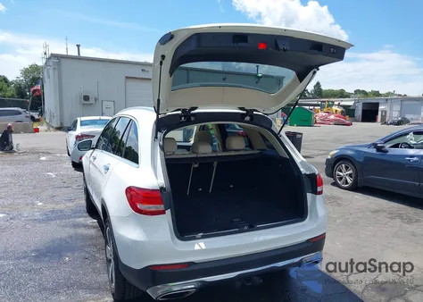 2016 Mercedes-Benz Glc 300 4Matic from USA, damaged, VIN WDC0G4KB6GF099829